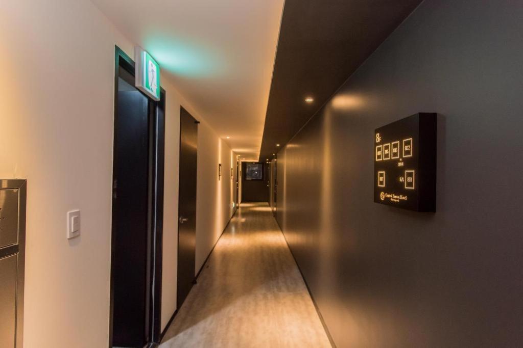 Centralperson Pyeongtaek Hotel Bagian luar foto